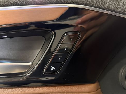 Used 2022 Acura MDX SH-AWD w/ Technology Package image 18