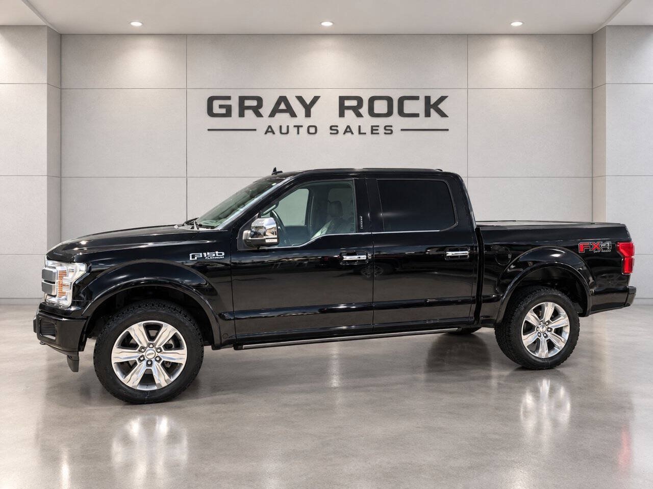 Used 2018 Ford F150 Platinum w/ Equipment Group 701A Luxury AWD/4WD image 1