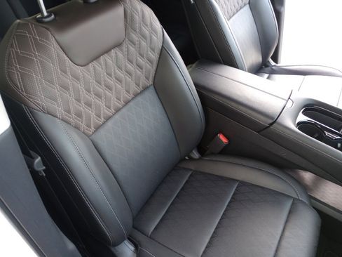 Used 2025 Nissan Murano Platinum w/ Cargo Package image 28