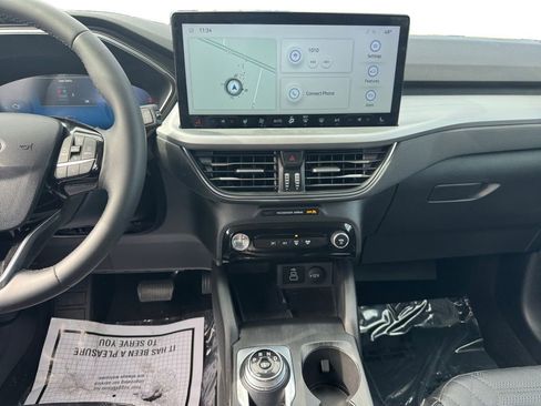 Certified 2024 Ford Escape Platinum w/ Premium Technology Package image 15