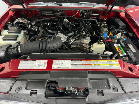 Used 1999 Ford Explorer 4WD 4-Door image 33
