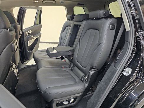 Used 2020 BMW X7 xDrive40i w/ Premium Package AWD/4WD image 26