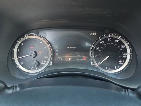 Used 2024 Toyota Highlander LE FWD image 20