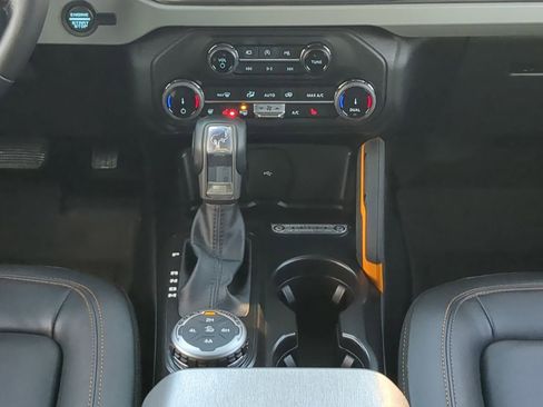 Certified 2022 Ford Bronco Badlands image 17