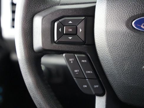 Used 2016 Ford F150 XLT w/ Equipment Group 302A Luxury AWD/4WD image 12