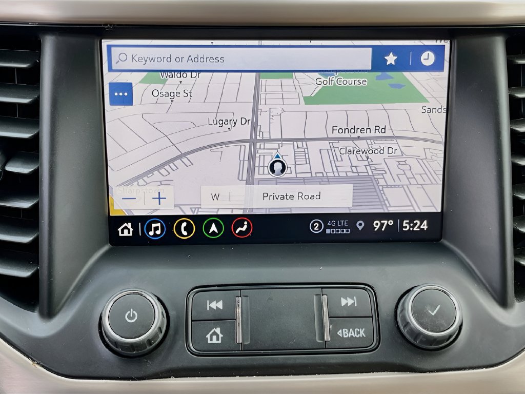 Used 2023 GMC Acadia Denali w/ Denali Technology Package FWD image 13