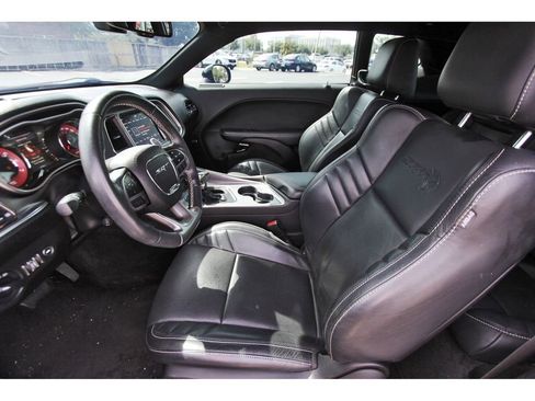 Used 2019 Dodge Challenger SRT Hellcat w/ Widebody Package RWD image 14