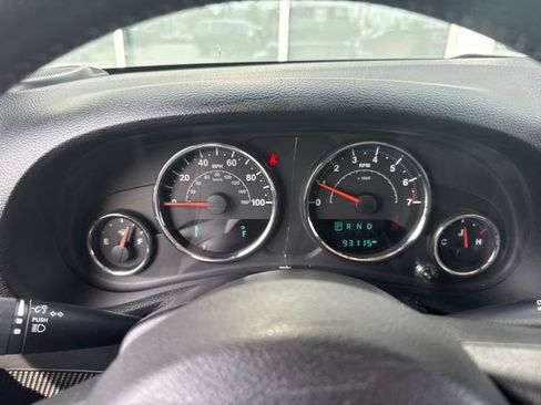 Used 2015 Jeep Wrangler Sport w/ Quick Order Package 24S AWD/4WD image 14