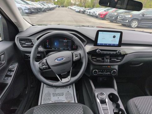 Certified 2023 Ford Escape Active AWD/4WD image 29