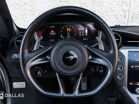 Used 2024 McLaren 750S Spider image 25