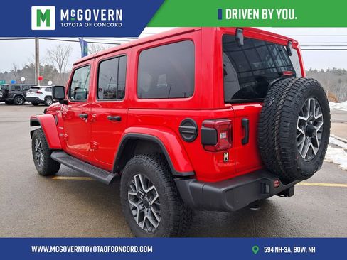 Used 2024 Jeep Wrangler Sahara image 4