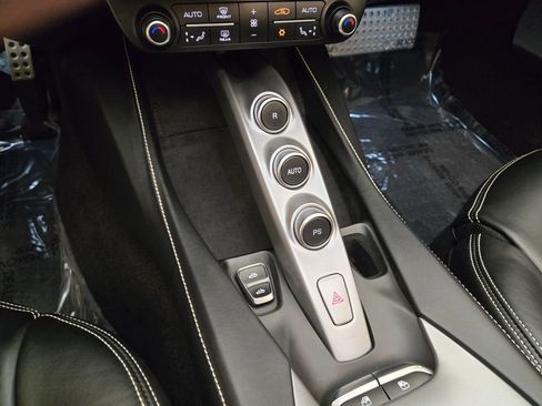 Used 2022 Ferrari Portofino M RWD image 42