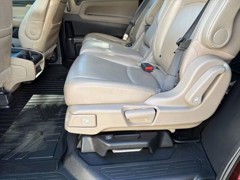Used 2018 Honda Odyssey EX-L image 13