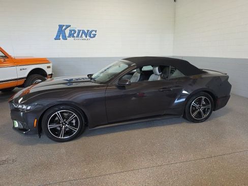 Used 2024 Ford Mustang Premium RWD image 3
