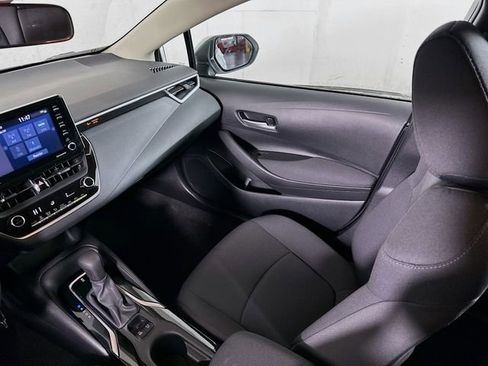 Certified 2021 Toyota Corolla LE image 18