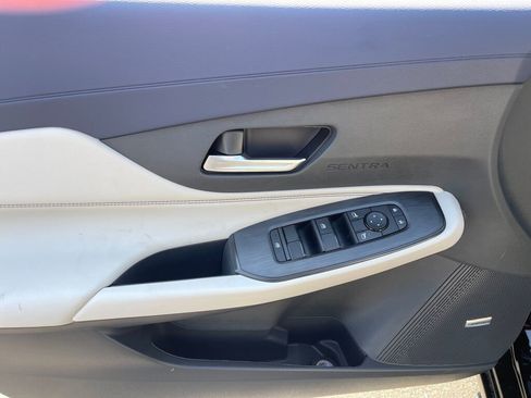 New 2026 Nissan Sentra SL w/ Floor Mat Package FWD image 7