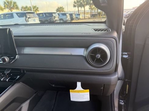 New 2026 Chevrolet Colorado LT image 45