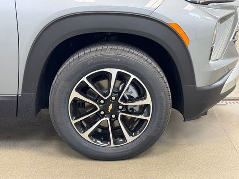 New 2026 Chevrolet TrailBlazer LT w/ LT Cold Weather Package AWD/4WD image 4