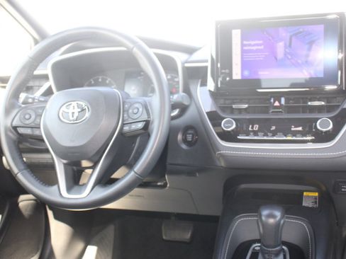 Certified 2025 Toyota Corolla SE FWD image 22