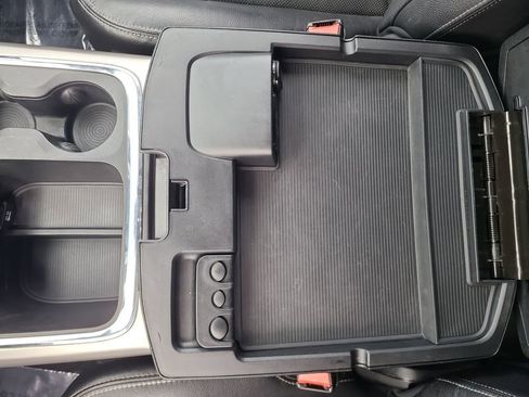 Used 2016 RAM 1500 Laramie w/ Convenience Group image 35