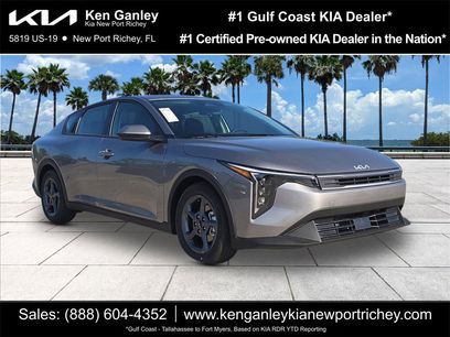 New 2025 Kia K4 LXS