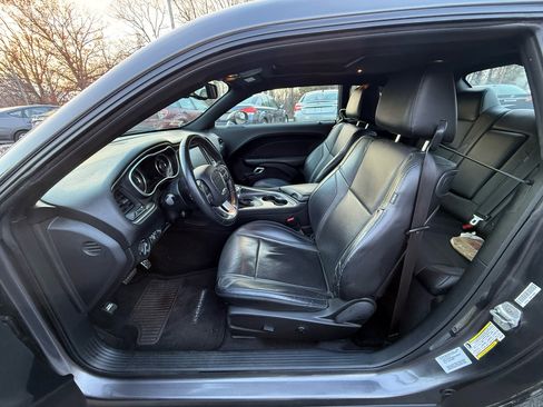 Used 2015 Dodge Challenger SXT Plus w/ Driver Convenience Group image 21