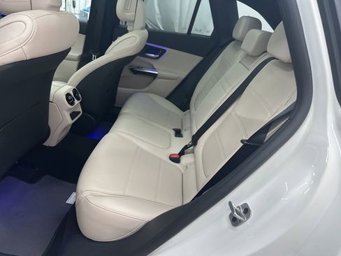 New 2026 Mercedes-Benz GLC 300 image 22