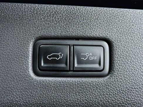 Used 2024 Kia Carnival SX Prestige image 33