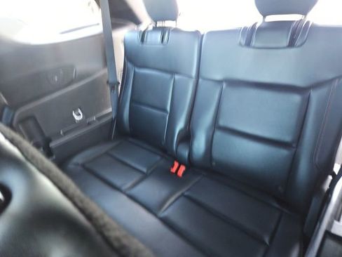 Used 2025 Ford Explorer ST-Line image 23