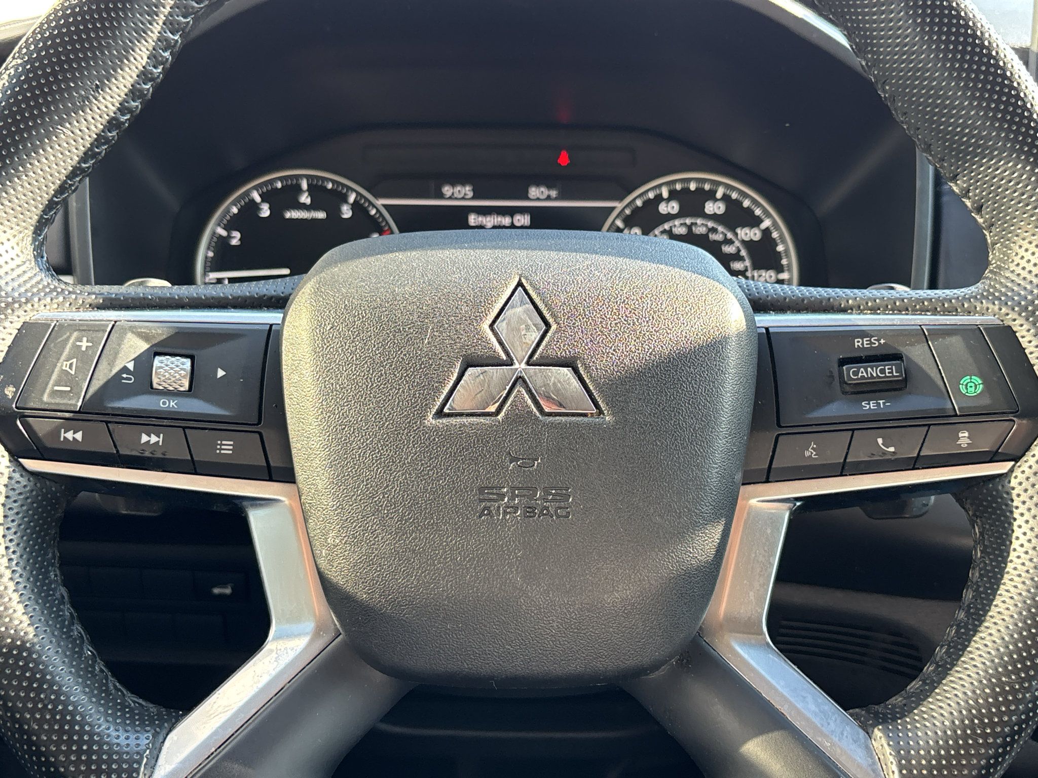Used 2024 Mitsubishi Outlander SE Black Edition AWD/4WD image 17