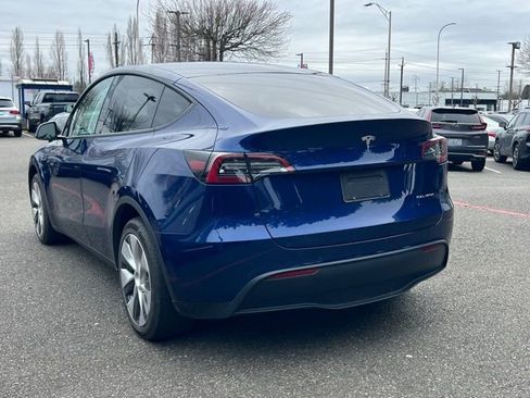 Used 2023 Tesla Model Y Long Range image 9