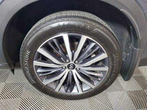 Used 2023 INFINITI QX60 Sensory w/ Cargo Package image 11