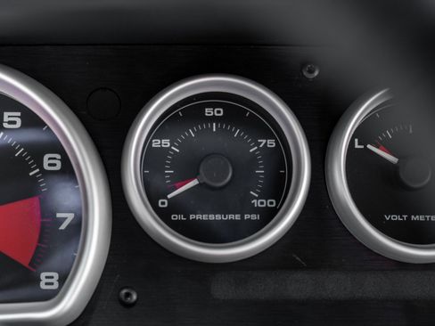 Used 2005 Ford GT RWD image 27