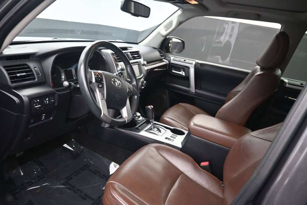Used 2019 Toyota 4Runner Limited AWD/4WD image 10
