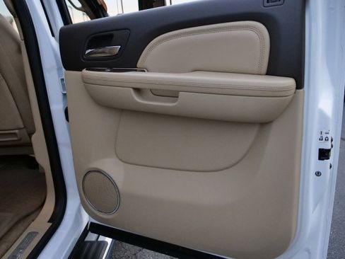 Used 2011 GMC Sierra 3500 Denali image 35