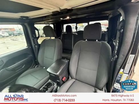 Used 2020 Jeep Gladiator Sport w/ Quick Order Package 24S AWD/4WD image 17