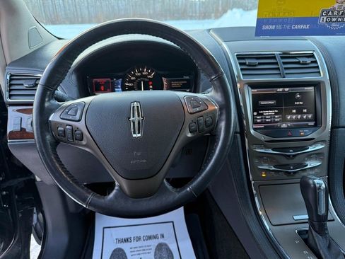 Used 2013 Lincoln MKX AWD image 10