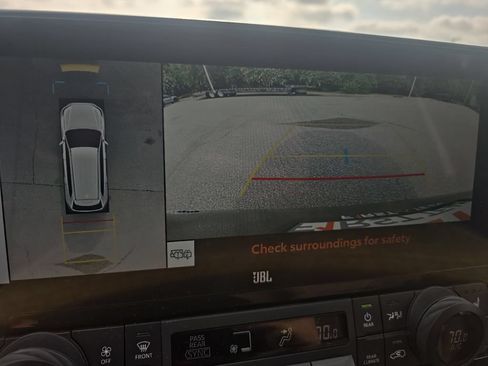 Used 2025 Toyota Grand Highlander AWD Hybrid image 20