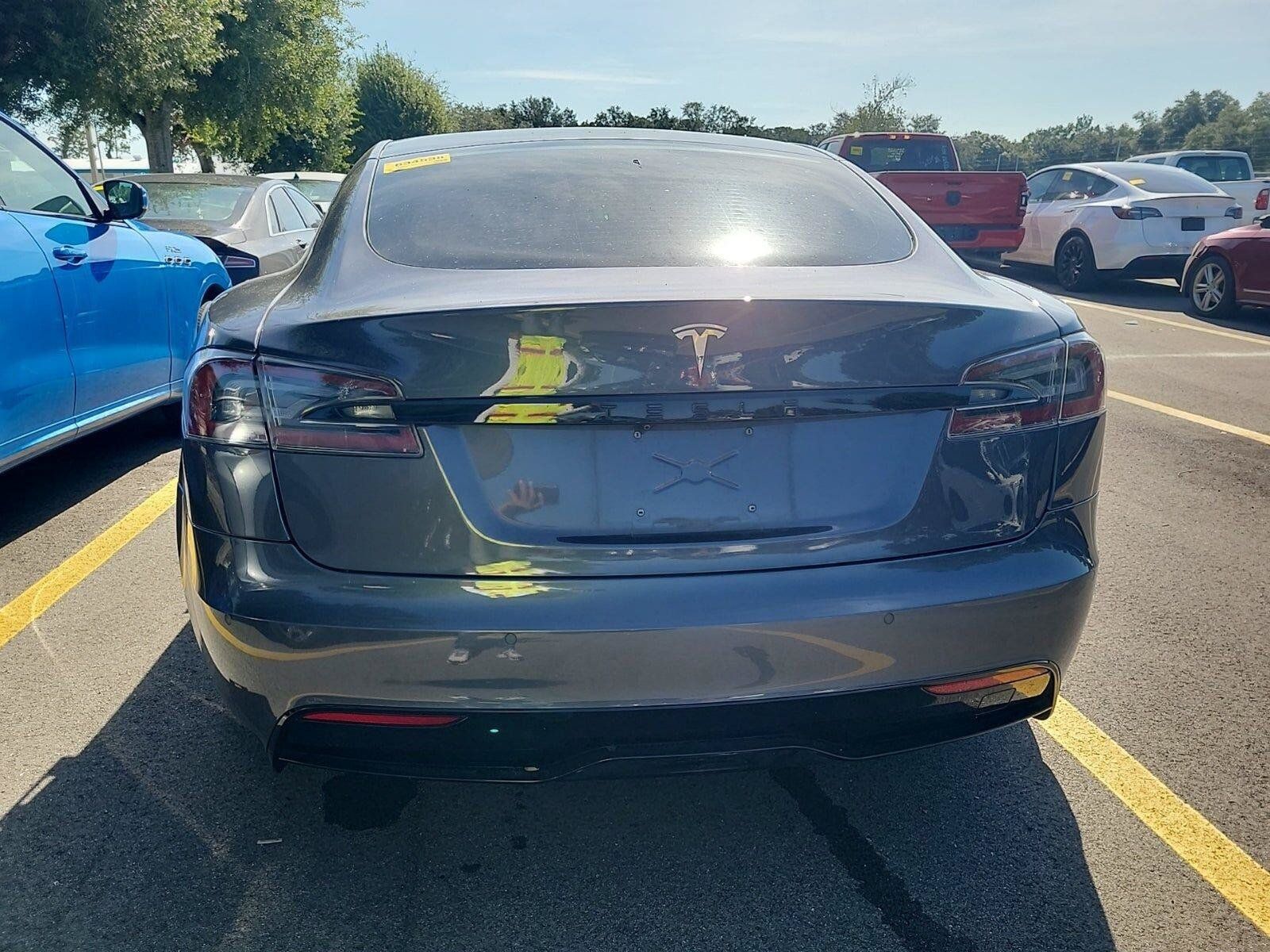 Used 2022 Tesla Model S AWD/4WD image 11
