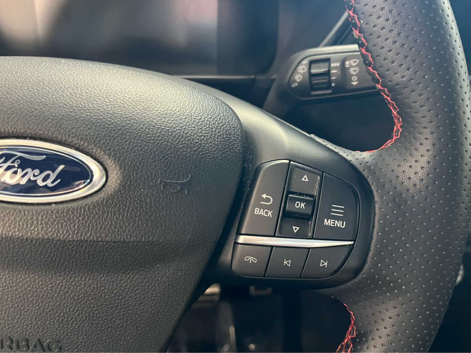Used 2023 Ford Escape ST-Line w/ Tech Pack #1 FWD image 26