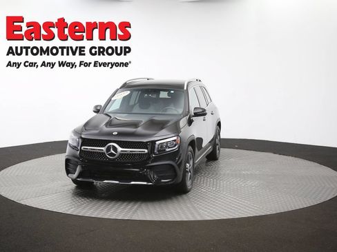Used 2022 Mercedes-Benz GLB 250 4MATIC w/ AMG Line image 53