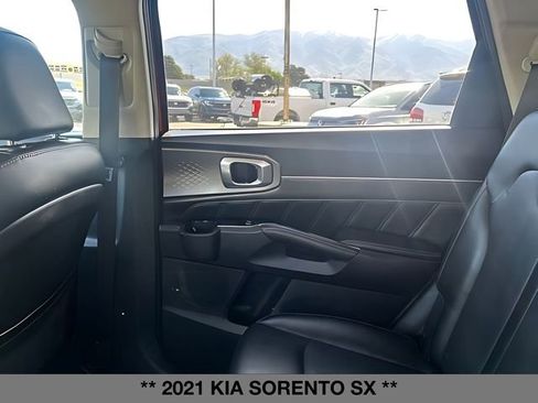 Used 2021 Kia Sorento SX FWD image 9