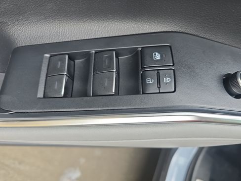 Used 2020 Toyota Highlander Platinum AWD/4WD image 27