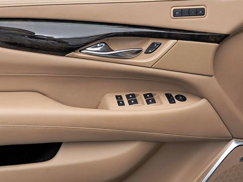 Used 2020 Cadillac Escalade ESV Platinum image 20