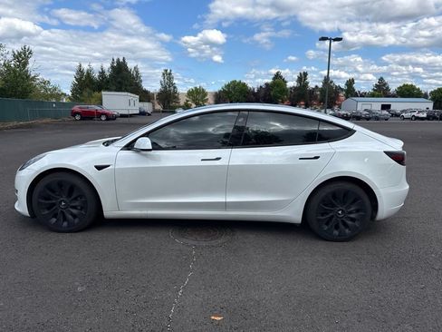 Used 2021 Tesla Model 3 Standard Range Plus RWD image 4