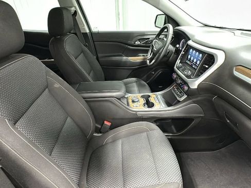Used 2023 GMC Acadia SLE w/ Driver Convenience Package image 16