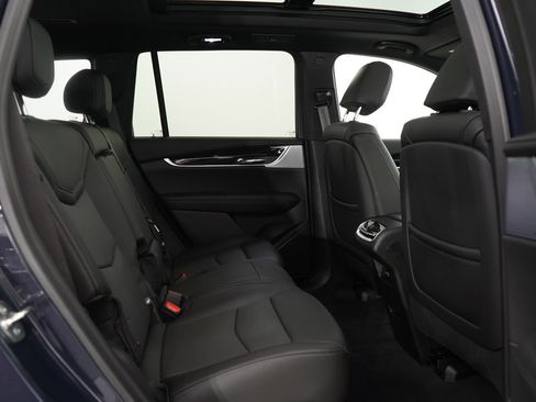 Used 2025 Cadillac XT6 Premium Luxury w/ Technology Package image 12