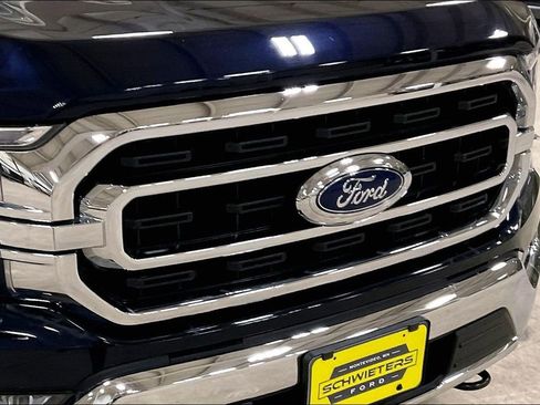 Certified 2022 Ford F150 XLT w/ Equipment Group 302A High image 28