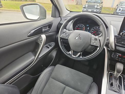 Used 2024 Mitsubishi Eclipse Cross SE AWD/4WD image 10