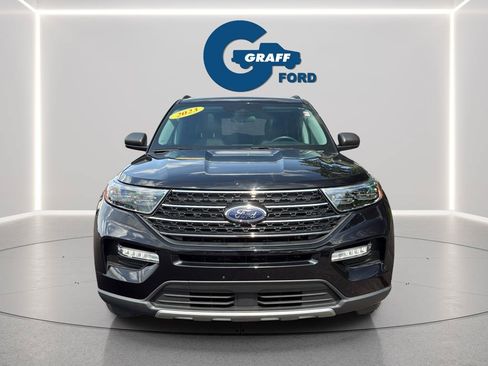 Used 2023 Ford Explorer XLT w/ Equipment Group 202A AWD/4WD image 12